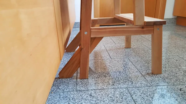 Küçük çocuklar için öğrenme kulesi