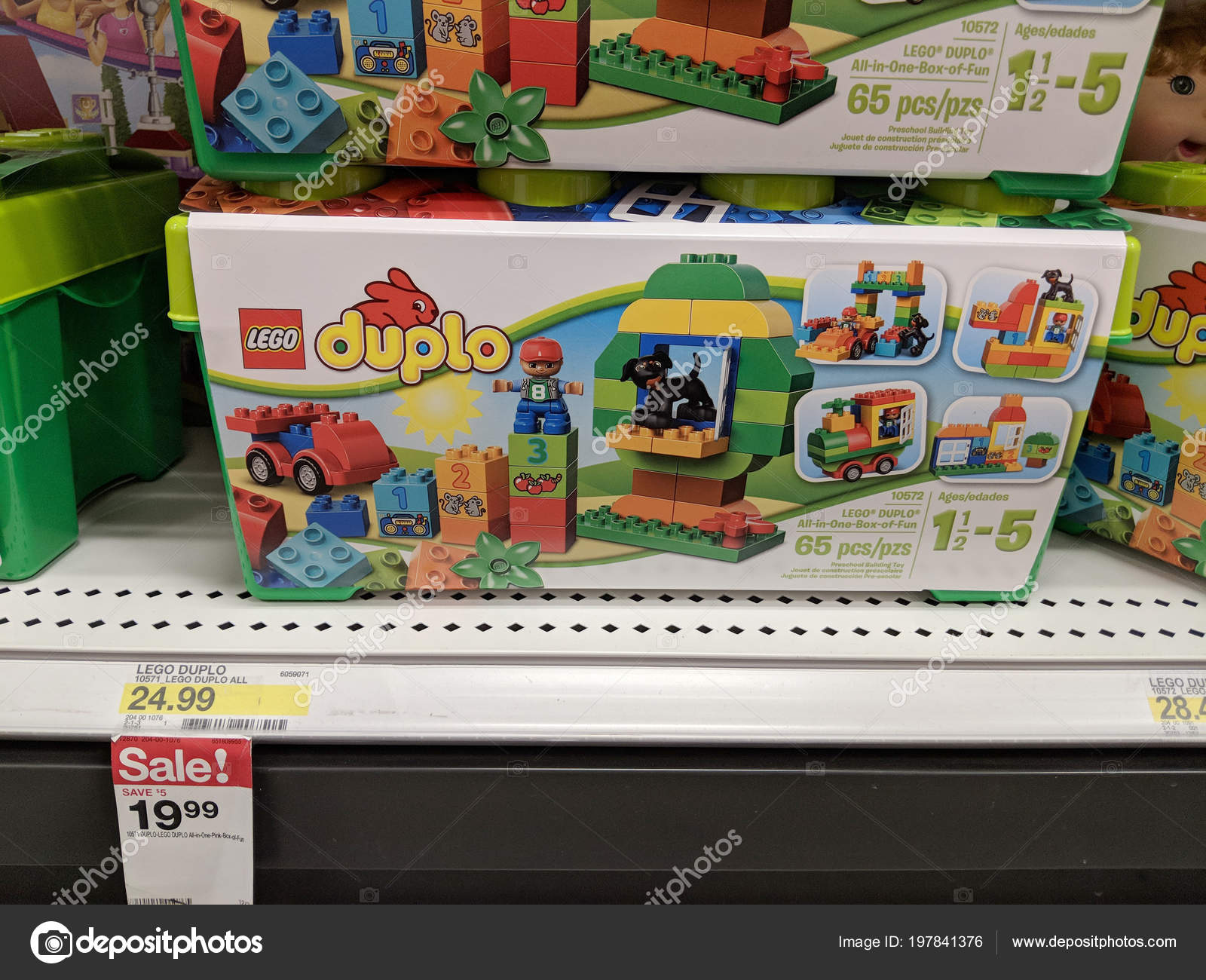 Honolulu December 2017 Lego Duplo Toys Sale Target Lego Line – Stock  Editorial Photo © ericbvd #197841376