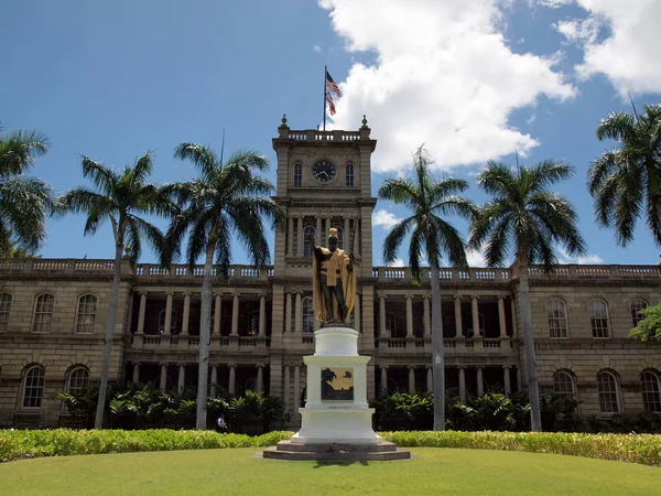 Estátua Rei Kamehameha Centro Honolulu Havaí Estátua Fica Proeminente Honolulu — Fotografia de Stock