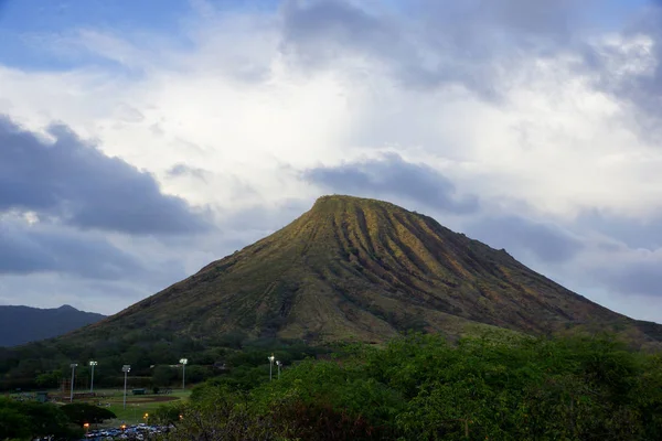 Cratera Cabeça Koko Com Trilha Escada Para Cima Visível Oahu — Fotografia de Stock