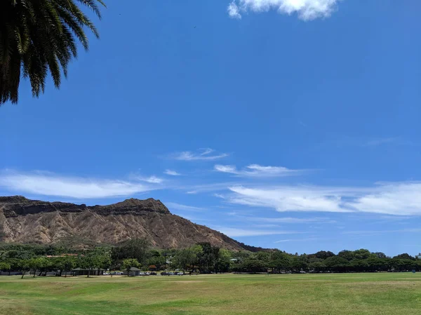 Parque Kapiolani Durante Dia Com Diamond Head Nuvens Distância Oahu — Fotografia de Stock