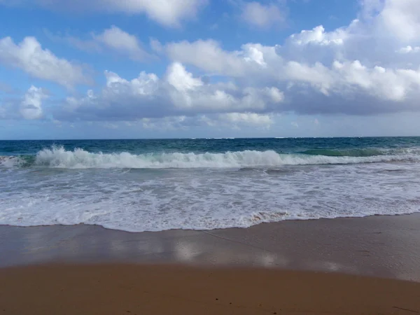 Waves Break Shore Atlantic Beach Puerto Rico — Stock Photo, Image