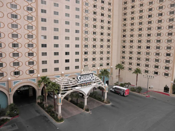 Las Vegas Fevereiro 2010 Entrada Estacionamento Sahara Hotel Abertura 1952 — Fotografia de Stock