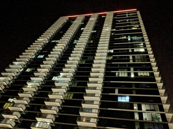 La Collezione Condominio Edificio notturno — Foto Stock