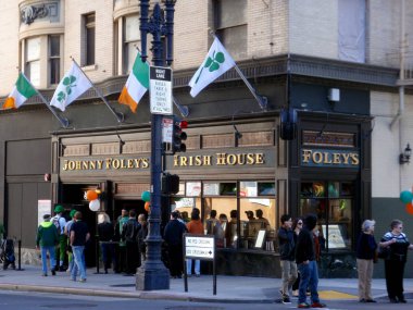 Dış Johnny Foley'in İrlandalı House hattı