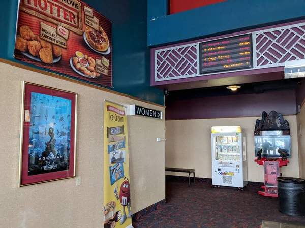 Kona Hawaï Octobre 2018 Regal Cinemas Makalapua Avec Aquaman Affiche — Photo