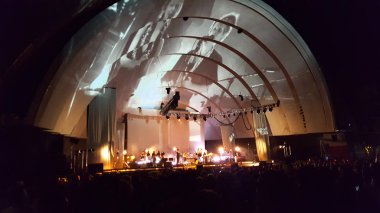 Yukarıdaki ve akustik 2016 Waikiki kabuk vasıl ötesinde