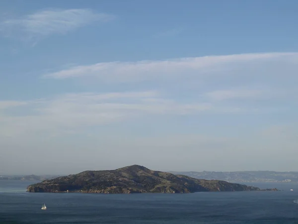 Остров Ангела в заливе Сан-Франциско — стоковое фото