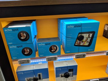 Echo Spot ve Echo Show (2. Nesil) - Al ile Akıllı hoparlör