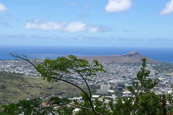 Uitzicht op Diamondhead, Kapahulu, Kahala, Stille Oceaan door de — Stockfoto