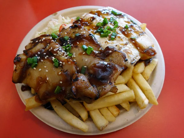 BBQ Chicken and Ono with coleslaw and french fries — Stock Photo, Image