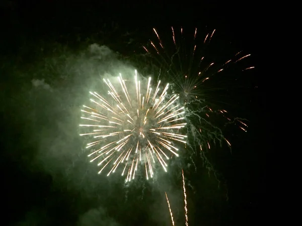 Honolulu Juillet 2019 Feu Artifice Couleur Verte Dans Air Dessus — Photo