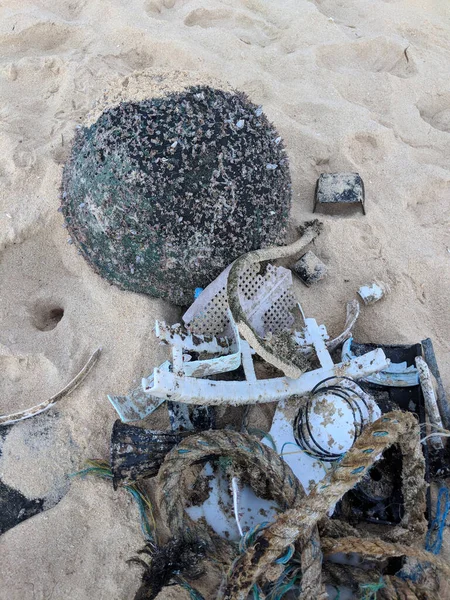 Paquete Boya Plástico Redes Pesca Líneas Otros Lavados Basura Playa — Foto de Stock