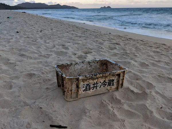 Plastic Container Japanese Writing Washes Waimanalo Beach Islands Distance Oahu — Stock Photo, Image