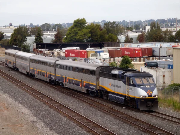 Oakland Ağustos 2010 Amtrak Treni Oakland Kolezyum Durağından Geçiyor Ulusal — Stok fotoğraf