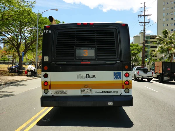 Honolulu August 2017 Honolulu City Bus Number Busy Street Homeless — Stock Photo, Image