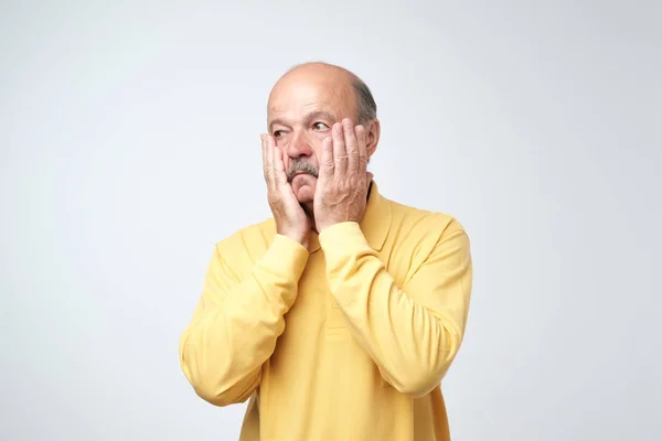 Retrato Primer Plano Del Triste Preocupado Deprimido Cansado Hombre Negocios — Foto de Stock