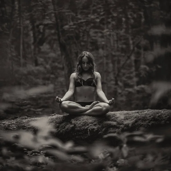 Monochrome Photo European Woman Sitting Forest Alone Meditating Mental Health — Stock Photo, Image