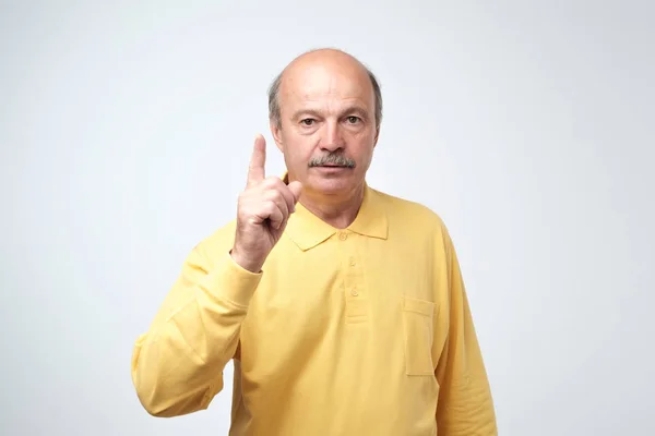 You Aloud Strict Handsome Mature Bald Man Prohibits Select Something — Stock Photo, Image