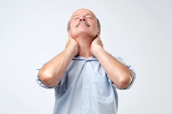 Old Man Neck Pain Massaging His Muscles Tired Long Work — Stock Photo, Image