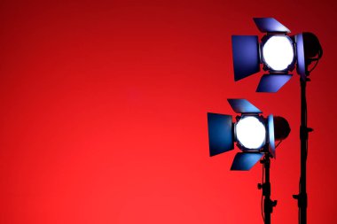 Fotoğraf Stüdyoları ve moda fotoğrafçılığı için donatım