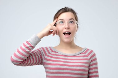 kadın gözlük fikir üreten arıyorsunuz.