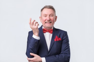 Mavi takım duscussing soruyla erkekte