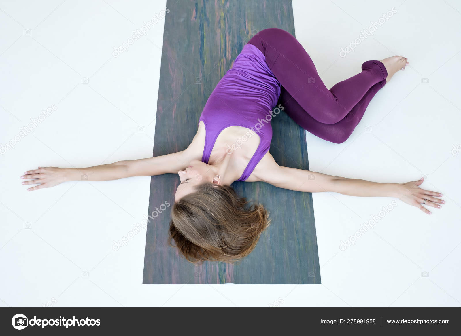 Yoga Split: Over 14,581 Royalty-Free Licensable Stock Photos | Shutterstock