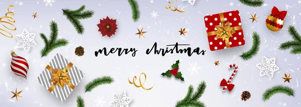 メリー クリスマスのベクトルのグリーティング カード クリスマス ツリーとレタリングのリアルなイラスト — ストックベクタ