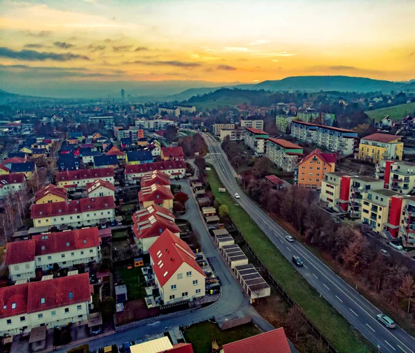 Jena Novembernél, naplementekor a belváros látványával — Stock Fotó
