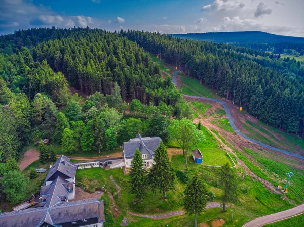 Herrenhaus in Altenberg in Sachsen an der Skipiste — Stockfoto