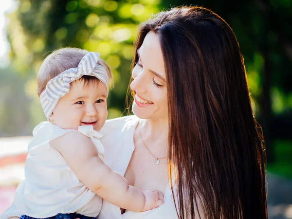 Mother Month Baby Girl Spend Time Park — Stock Photo, Image