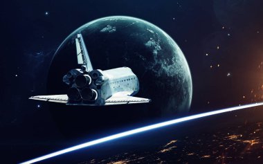 Uzayın derin hayal gücü, gezegenler, yıldızlar ve galaksiler sonsuz evrende Nasa tarafından döşenmiş bu görüntünün elementleri