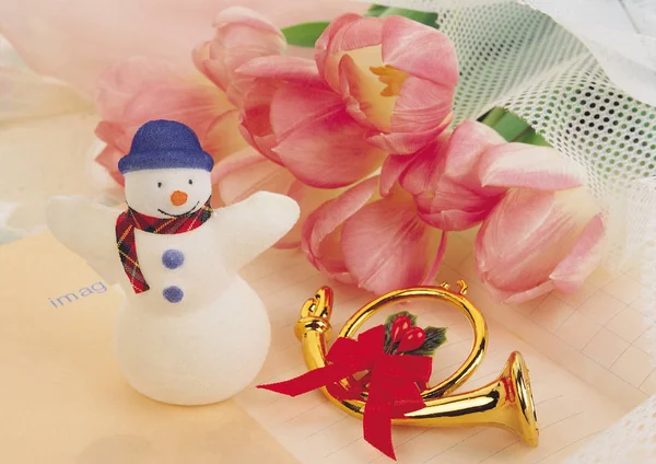 Prachtige Wintercompositie Kleurrijke Achtergrond Voor Kerstmis Nieuwjaar Wenskaart — Stockfoto
