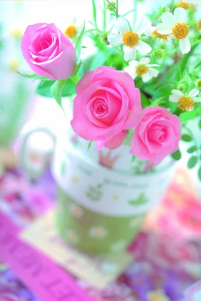 Closeup Blossoming Roses Bouquet — Stock Photo, Image