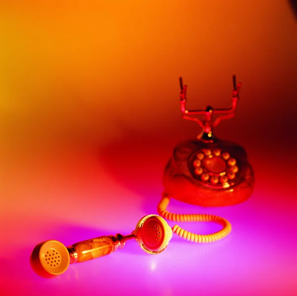 Teléfono Vintage Sobre Fondo Degradado Colorido — Foto de Stock