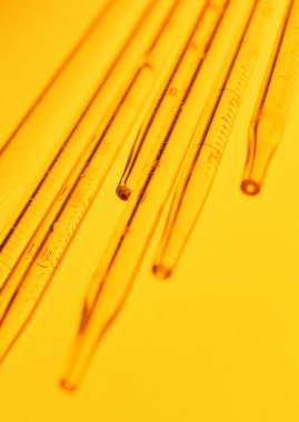 pipetlerin yakın görünümü