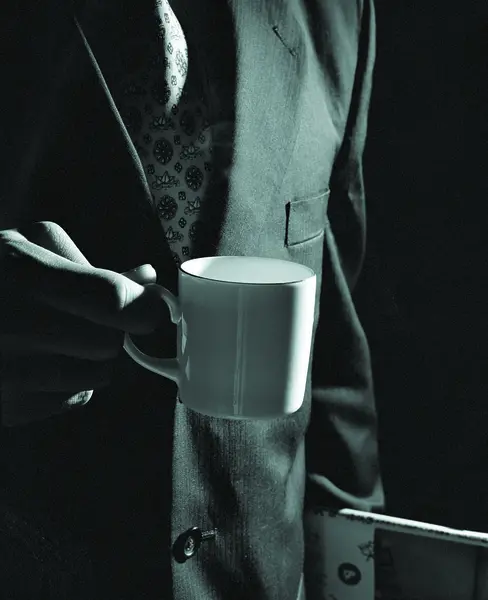 Στενή Όψη Της Κούπα Του Καφέ Στο Χέρι — Φωτογραφία Αρχείου