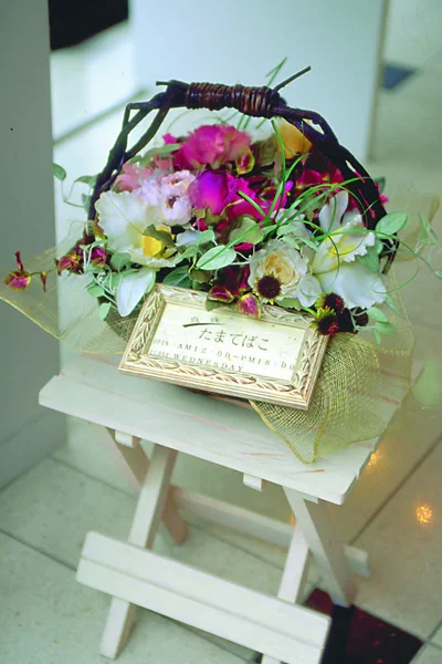 Gyönyörű Csokor Virág Háttérben Közelről — Stock Fotó