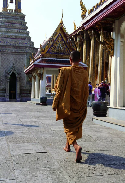 Ναός Της Πόλης Της Ταϊλάνδης Ταξιδιωτικό Μέρος Στο Παρασκήνιο — Φωτογραφία Αρχείου