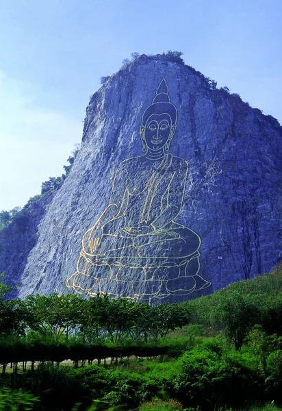 Buddha Művészet Hegyekben Természetben Háttér — Stock Fotó