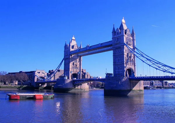 Ponte Torre Sobre Rio Tamisa Londres Reino Unido — Fotografia de Stock