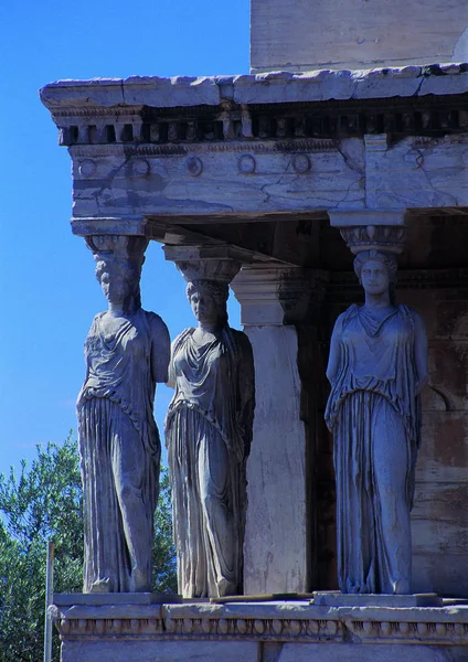 古代广场上希腊城市的废墟 — 图库照片