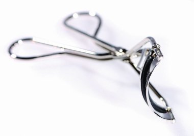 Kirpik klipsini kapat 