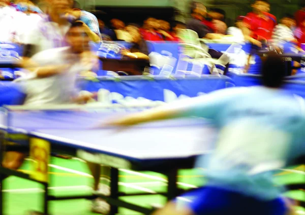 Hommes Jouant Ping Pong — Photo