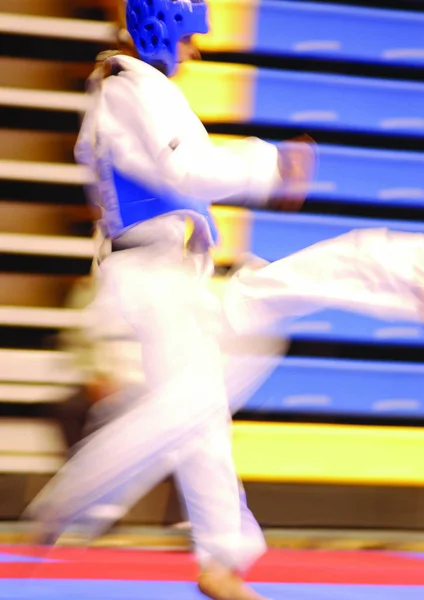 Hombres Karate Durante Lucha —  Fotos de Stock