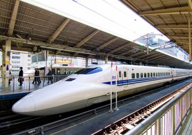 yüksek hızlı mermi shinkansen treni
