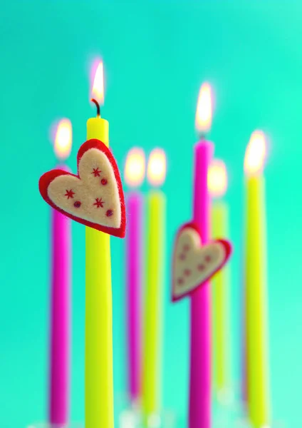 Velas Aniversário Com Corações — Fotografia de Stock