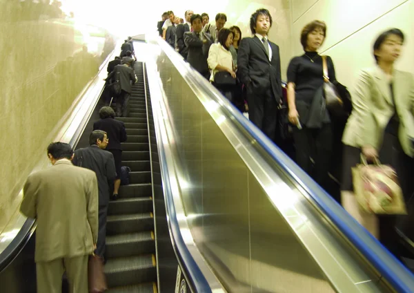 日本人在地铁里 — 图库照片
