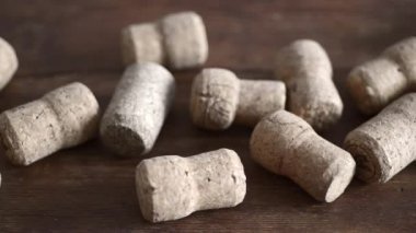 Şampanya mantarları slayt